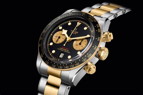 tudor snowflake e cinturini in cuoio|tudor black bay chrono prezzo.